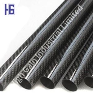 Tiub serat karbon braided